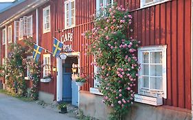 Garvaregården Hotel , B&B och Café